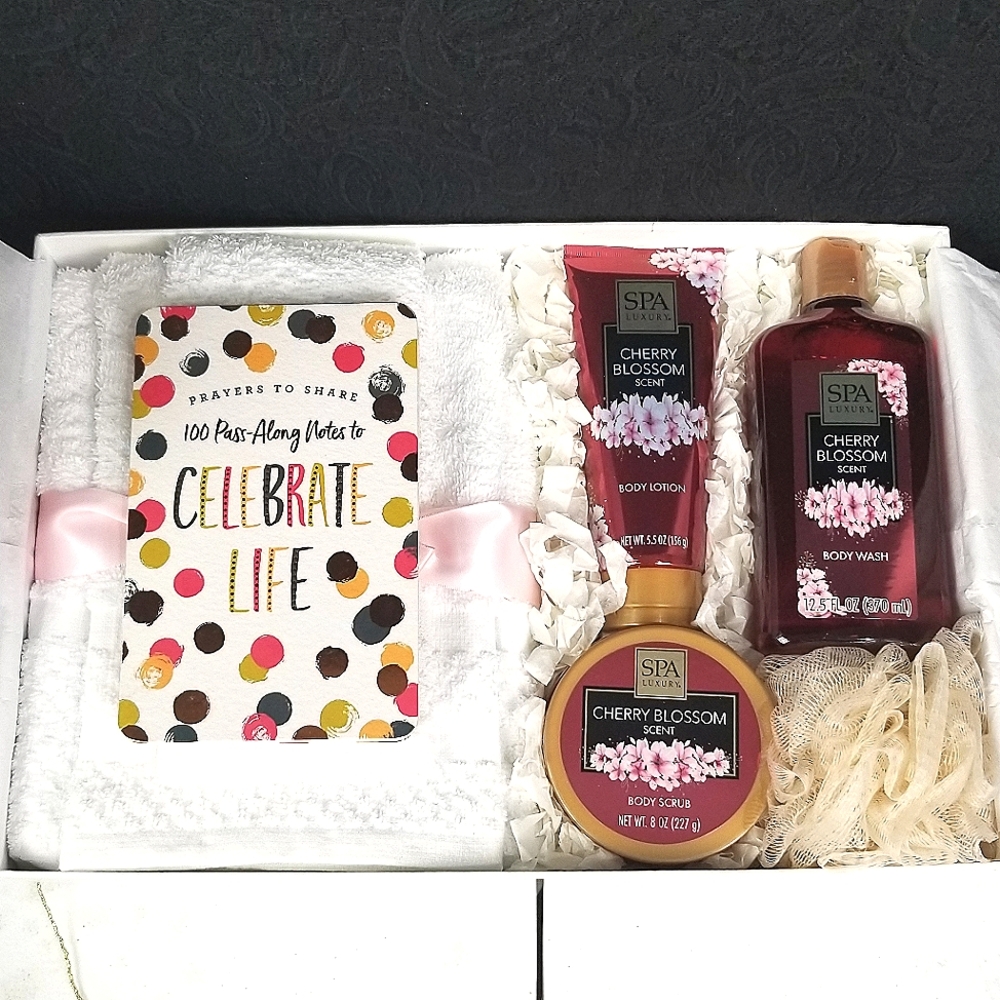 9 Piece Self Care Gift Set!